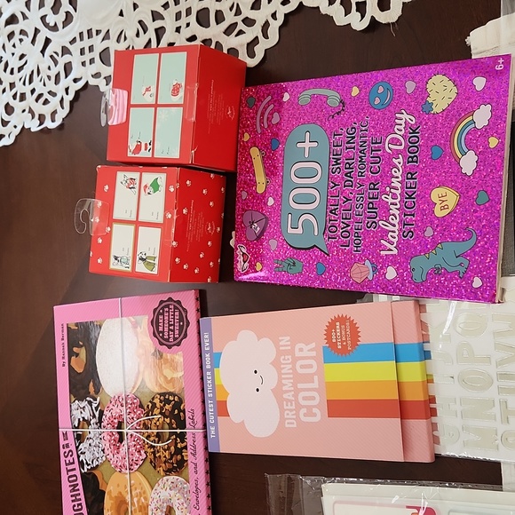 Stickers & Labels - Picture 9 of 9